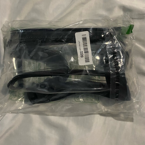 CLEAR FANNY PACK | Adjustable Plus Sized Waist| Stadium Approved | Waterproof - Picture 13 of 16